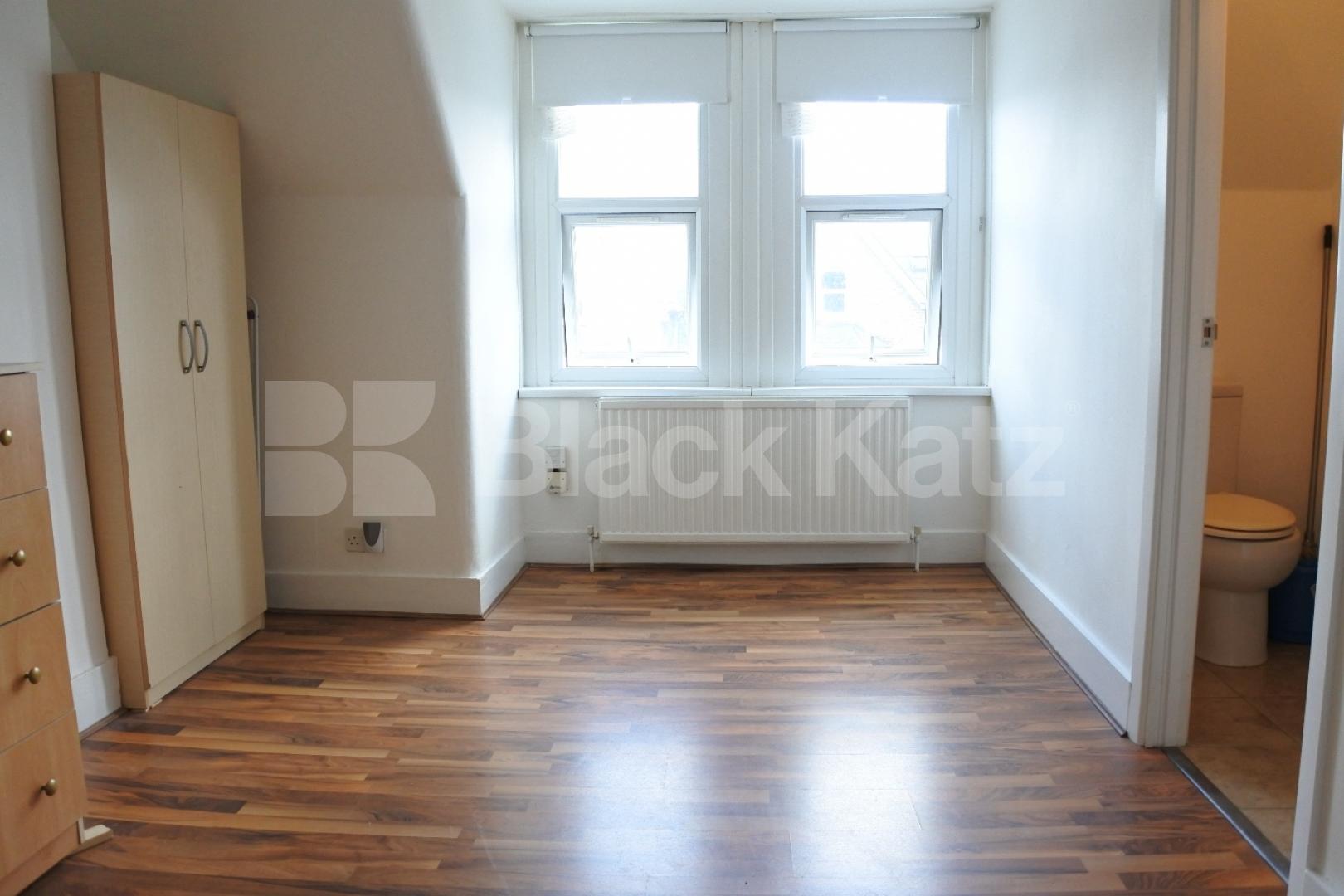 			ALL BILLS INCLUDED!!, Studio Apartment, 1 bath, 1 reception Flat			 Park Avenue, Wood Green