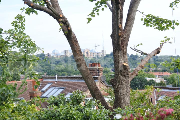			Stylish four bedroom house in Crouch End/Highgate periphery, 4 Bedroom, 1 bath, 1 reception End Terraced House			 Wolseley Road, Crouch End