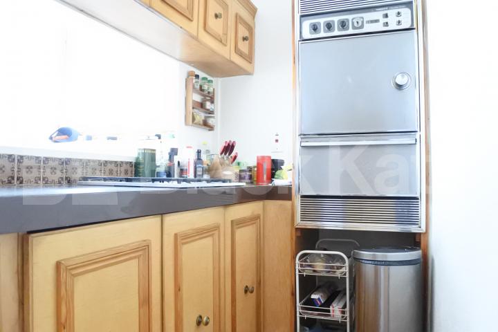 			NEW INSTRUCTION!, 2 Bedroom, 1 bath, 1 reception Flat			 Milton Road, HIGHGATE