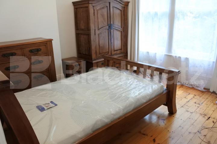 			Stunning One Bed Property !, 1 Bedroom, 1 bath, 1 reception Apartment			 Priory Road , Crouch End