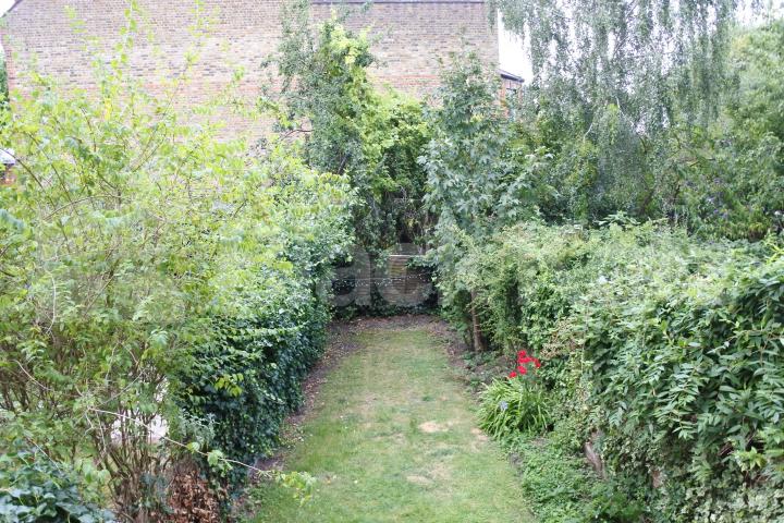 			Stunning One Bed Property !, 1 Bedroom, 1 bath, 1 reception Apartment			 Priory Road , Crouch End