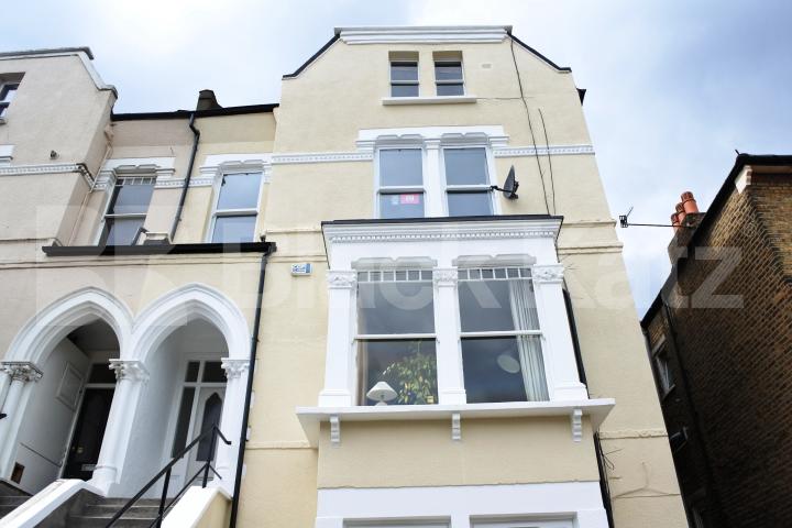 			Amazing Garden Flat !, 2 Bedroom, 1 bath, 1 reception Flat			 Ferme Park Road, Crouch End