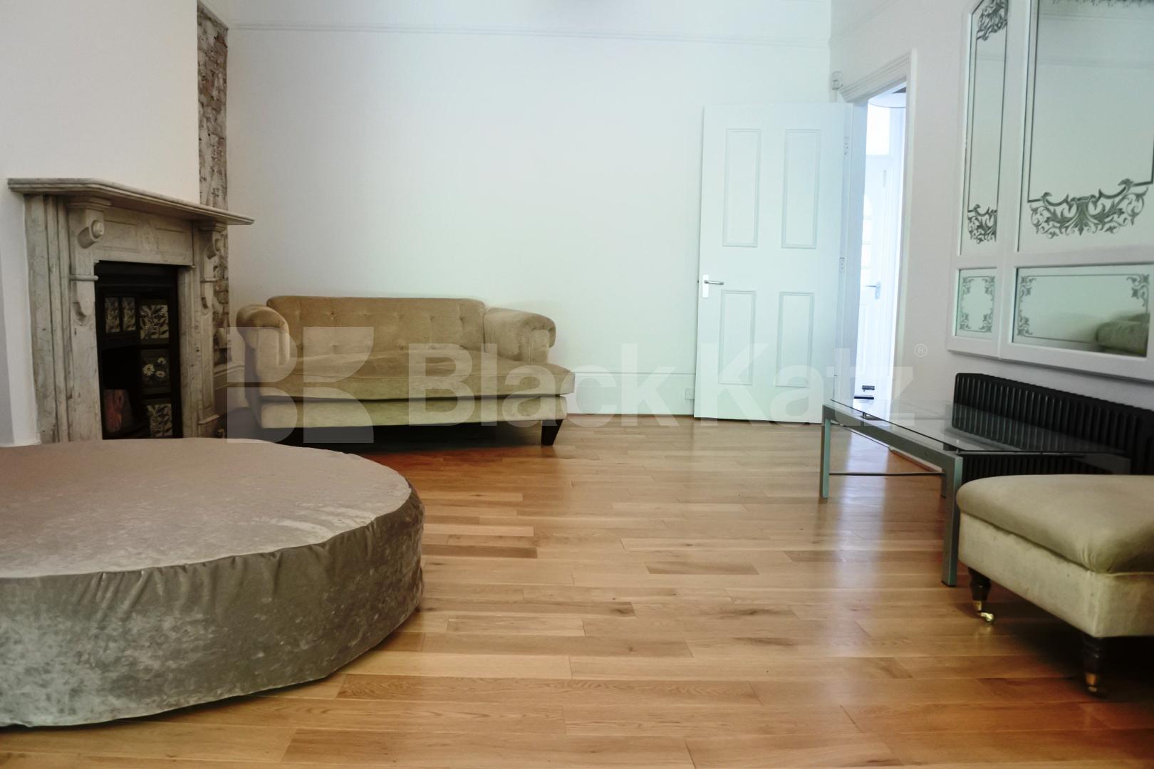 			Spectacular two double bedroom garden flat, 2 Bedroom, 1 bath, 1 reception Flat			 Park Avenue, Alexandra Palace