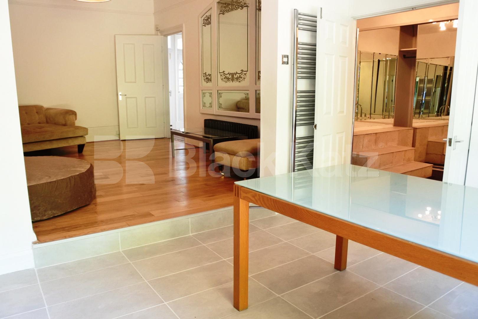 			Spectacular two double bedroom garden flat, 2 Bedroom, 1 bath, 1 reception Flat			 Park Avenue, Alexandra Palace