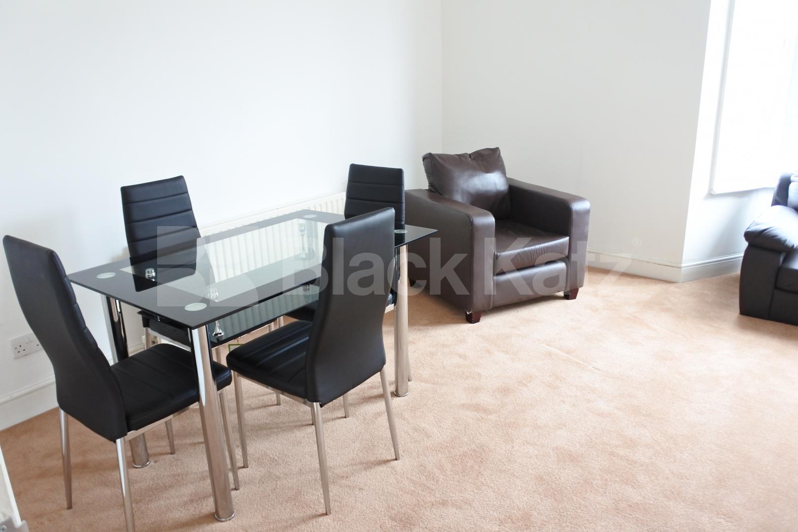 			Great price!, 1 Bedroom, 1 bath, 1 reception Flat			 Beaconsfield Road, New Southgate