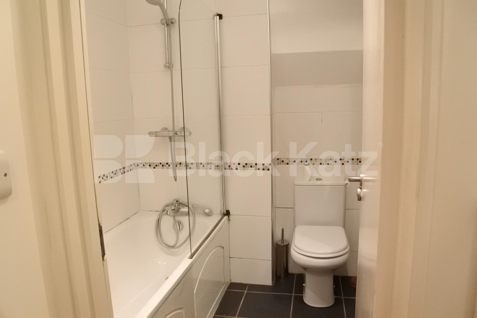 			Great Two Bed Property With Patio, 2 Bedroom, 1 bath, 1 reception Ground Floor Flat			 Rathcoole Avenue, Crouch End