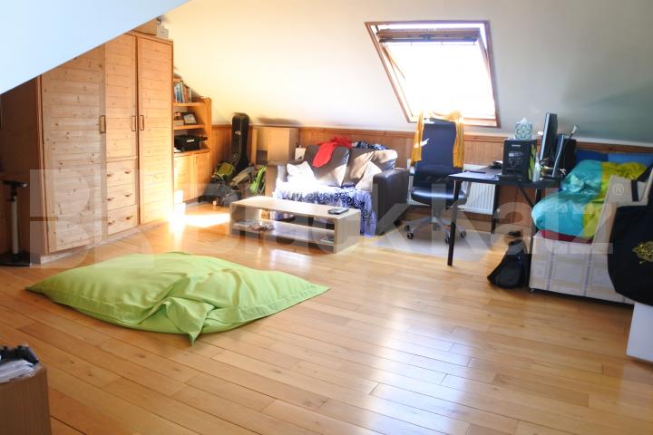 			New Instruction!, Studio Apartment, 1 bath, 1 reception Studio			 Park Road, CROUCH END