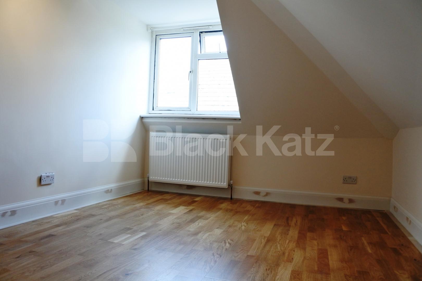 			3 Bedroom, 1 bath, 1 reception Flat			 Belmont Road, Turnpike Lane