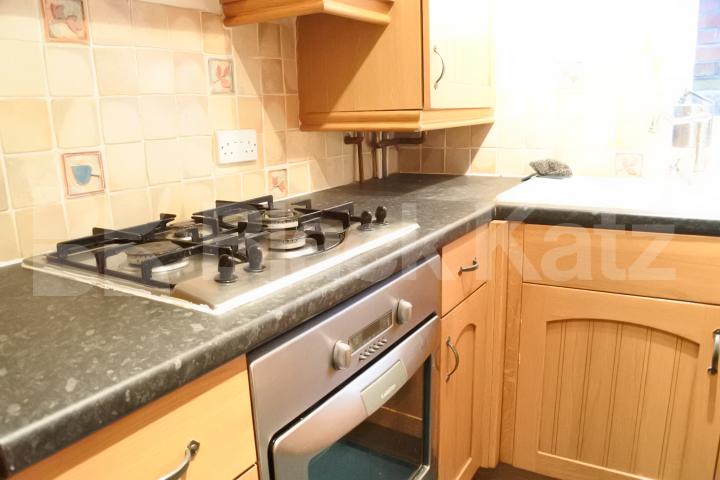 			Beautiful Two Bed Garden Property ! , 2 Bedroom, 1 bath, 1 reception Flat			 Stanhope  Road, Highgate