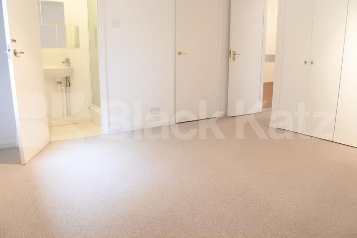 			Beautiful Two Bed Garden Property ! , 2 Bedroom, 1 bath, 1 reception Flat			 Stanhope  Road, Highgate