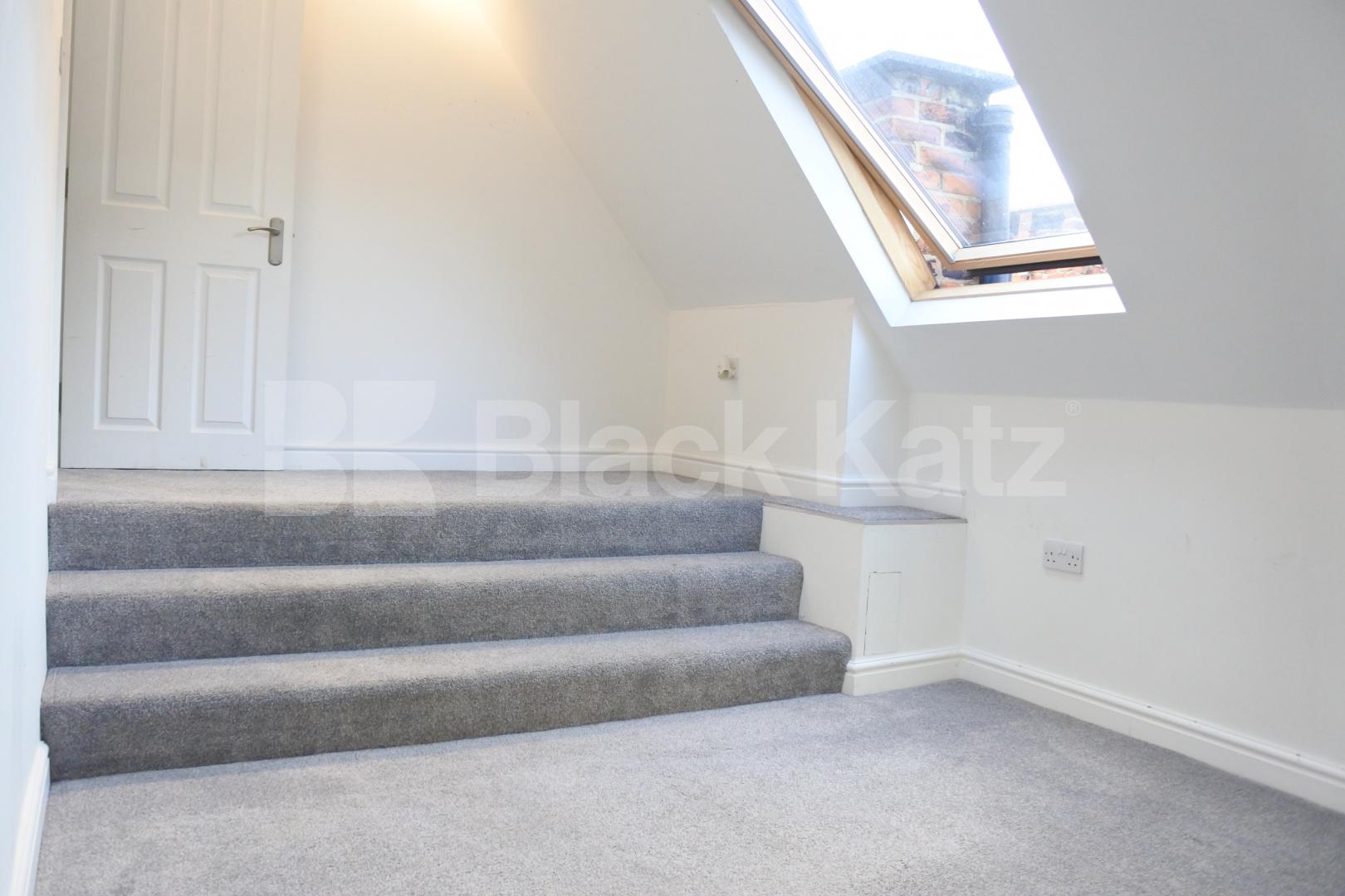 			Beautiful Two Double Bed Property ! , 2 Bedroom, 1 bath, 1 reception Flat			 Avenue Road, Highgate