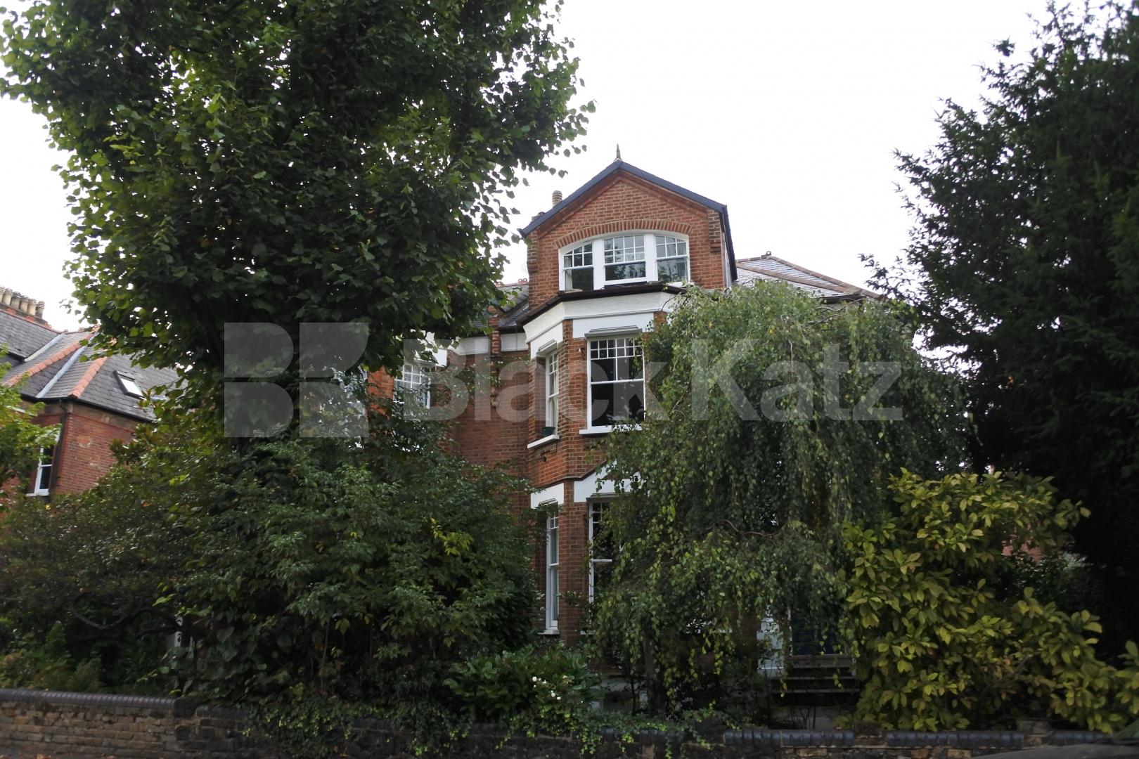 			Beautiful Two Double Bed Property ! , 2 Bedroom, 1 bath, 1 reception Flat			 Avenue Road, Highgate