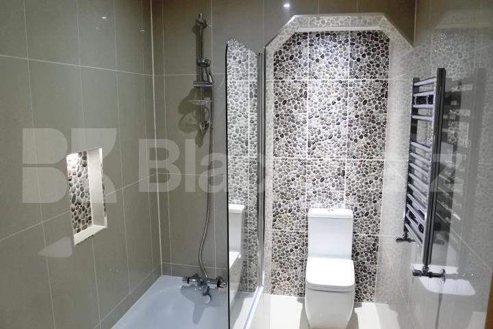 			FANSTASTIC NEW INSTRUCTION!, 2 Bedroom, 1 bath, 1 reception Apartment			 Alexandra Palace Way, Alexandra Palace