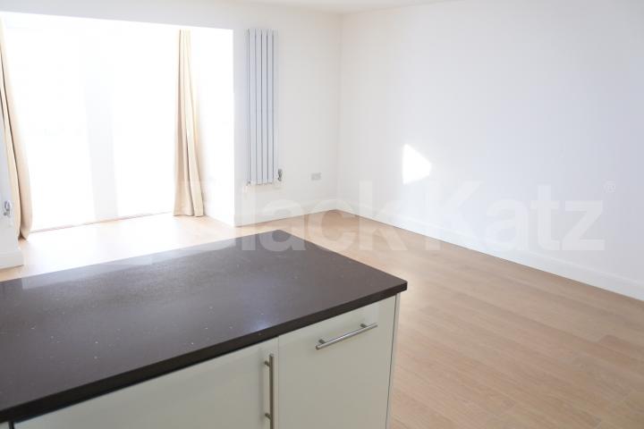 			Fantastic New Instruction , 2 Bedroom, 1 bath, 1 reception Apartment			 Alexandra Palace Way, Alexandra palace