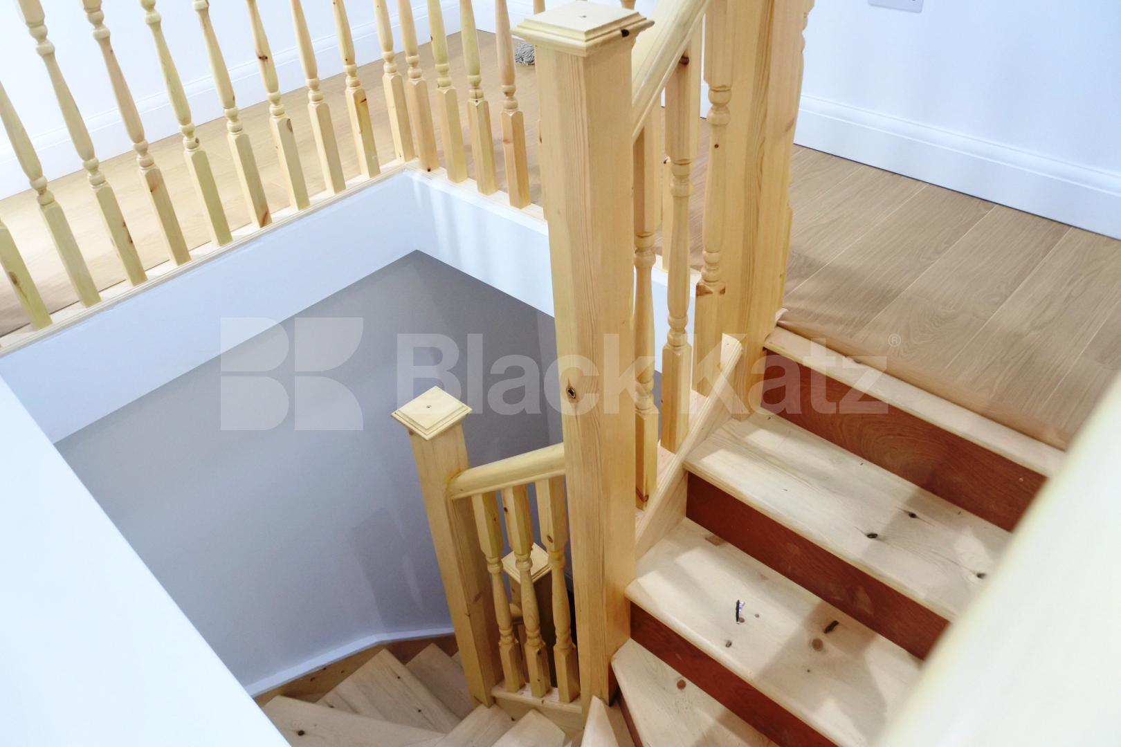 			FANSTASTIC NEW INSTRUCTION!, 3 Bedroom, 1 bath, 1 reception Flat			 Alexandra Palace Way, Alexandra Palace