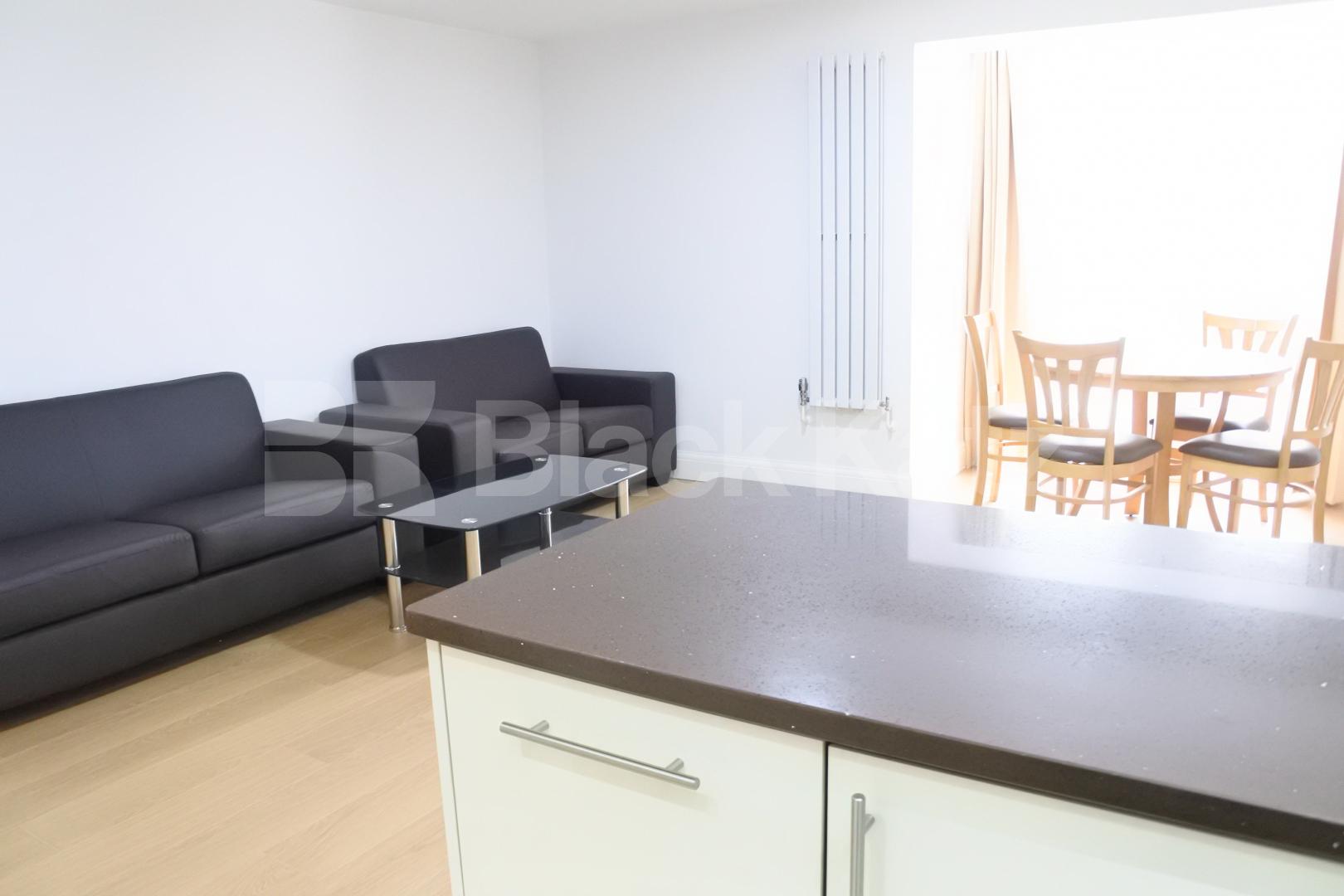 			FANSTASTIC NEW INSTRUCTION!, 2 Bedroom, 1 bath, 1 reception Apartment			 Alexandra Palace Way, Alexandra Palace