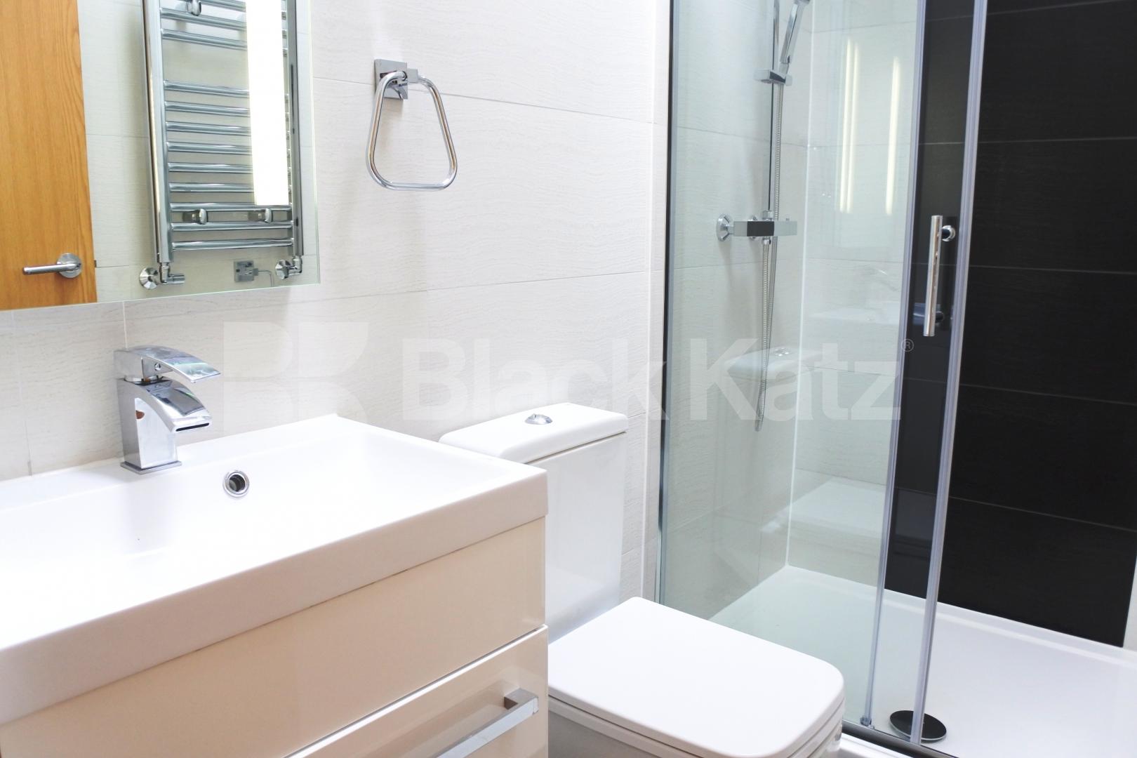 			1 Bedroom, 1 bath, 1 reception Flat			 Alexandra Palace Way, alexandra palace