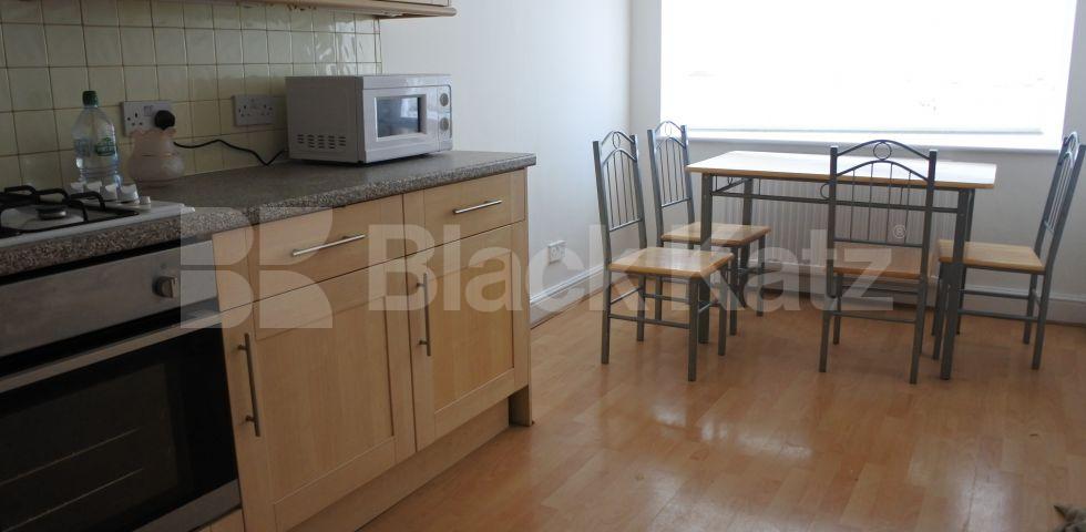 			5 Bedroom, 1 bath, 1 reception House			 Alexandra Road, MUSWELL HILL N10