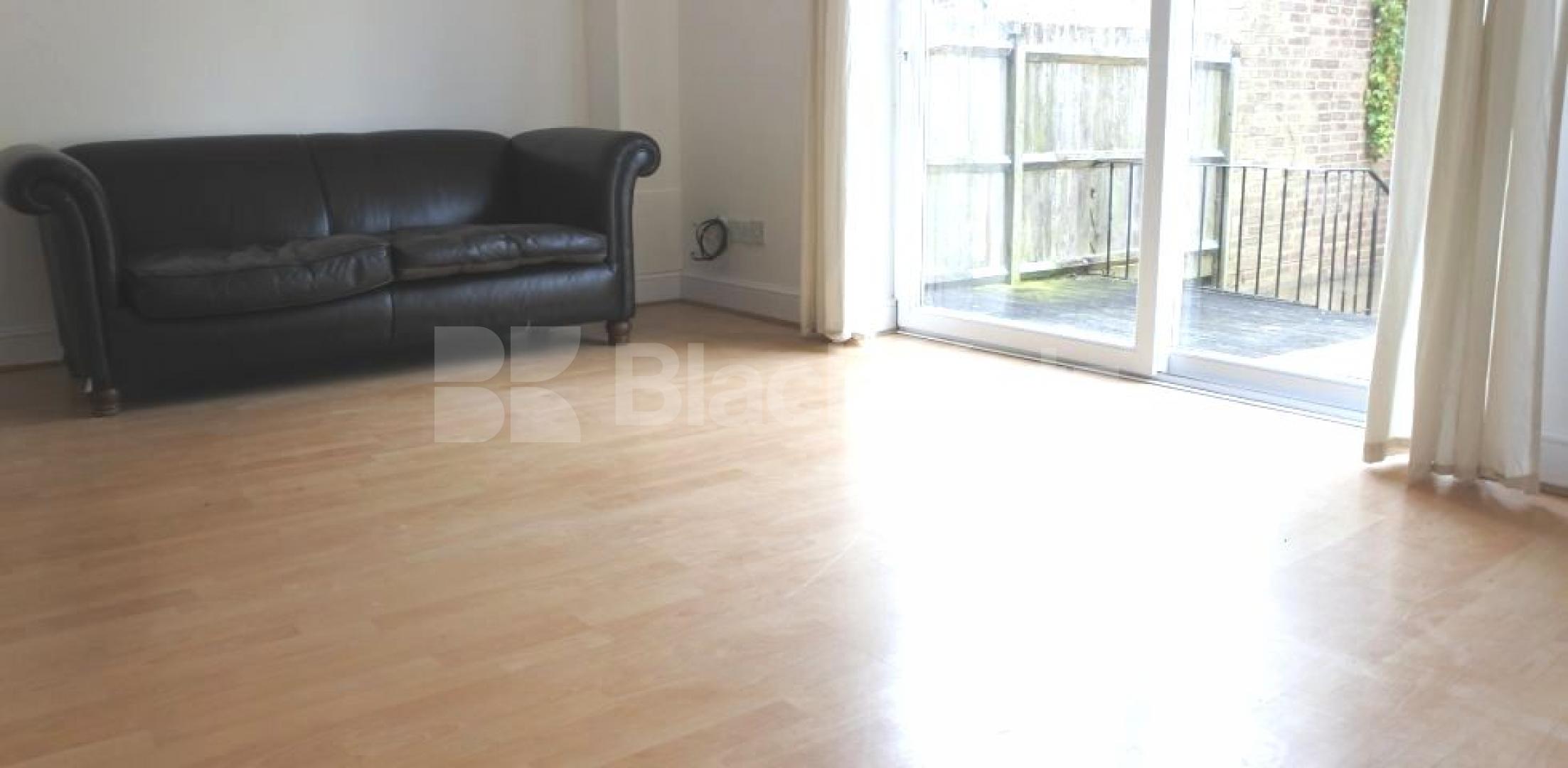 			5 Bedroom, 1 bath, 1 reception House			 Alexandra Road, MUSWELL HILL N10