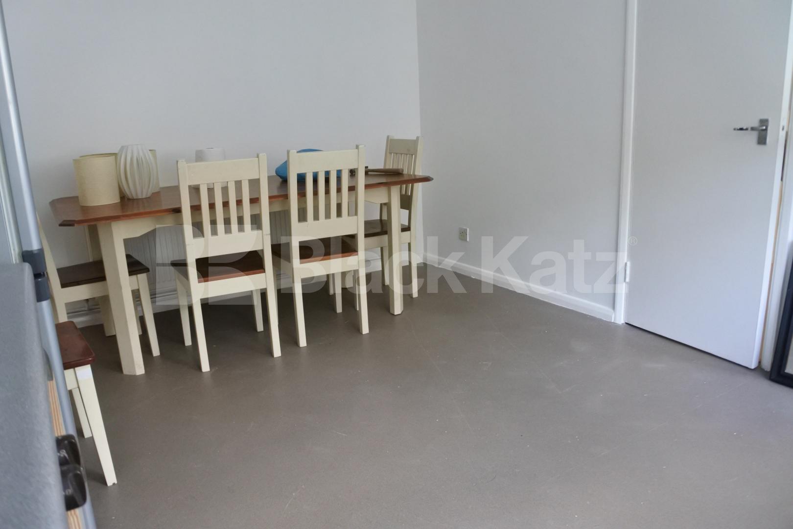 			3 Bedroom, 1 bath, 1 reception House			 Tarling Road, East Finchley