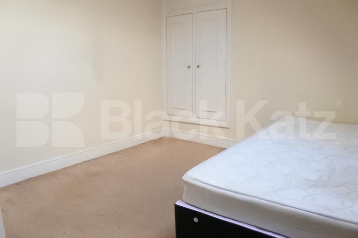 			NEW INSTRUCTION!, 3 Bedroom, 1 bath, 1 reception Flat			 Kings Avenue, Muswell Hill