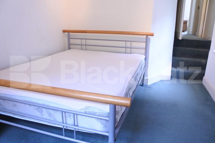 			2 Bedroom, 1 bath, 1 reception Flat			 Florence road, Stroud green