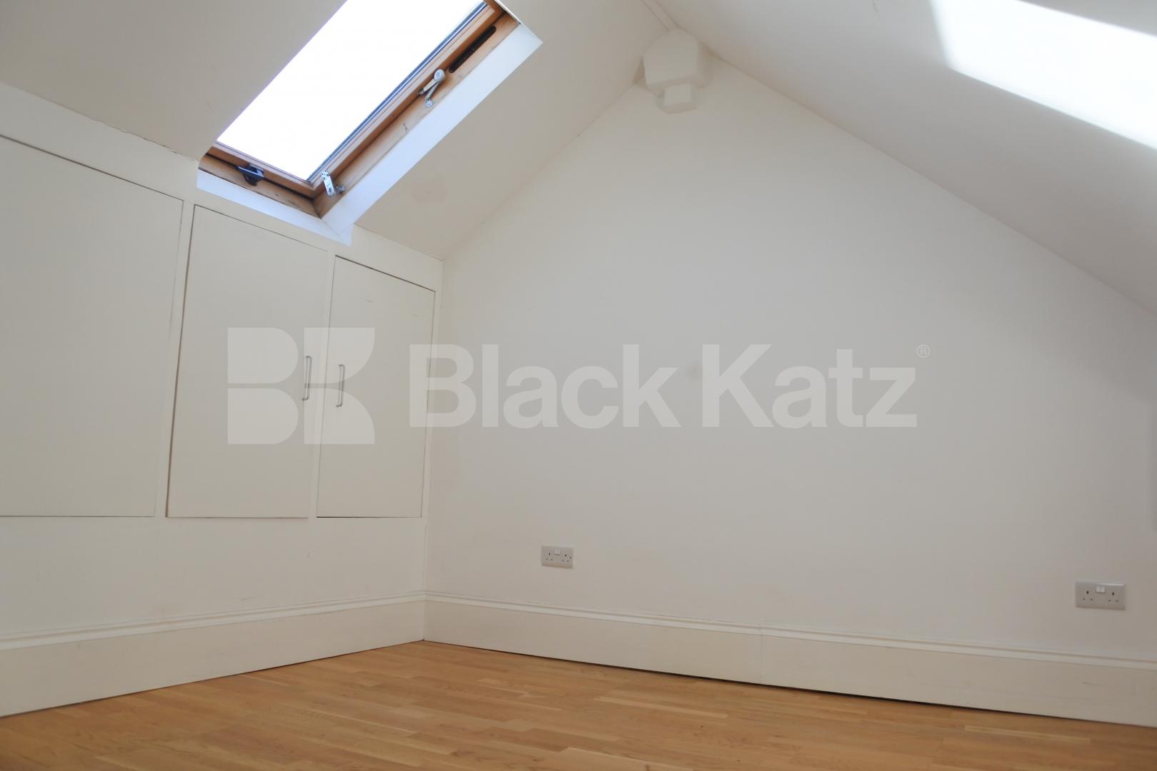 			3 Bedroom, 1 bath, 1 reception House			 Beechwood road, Crouch End