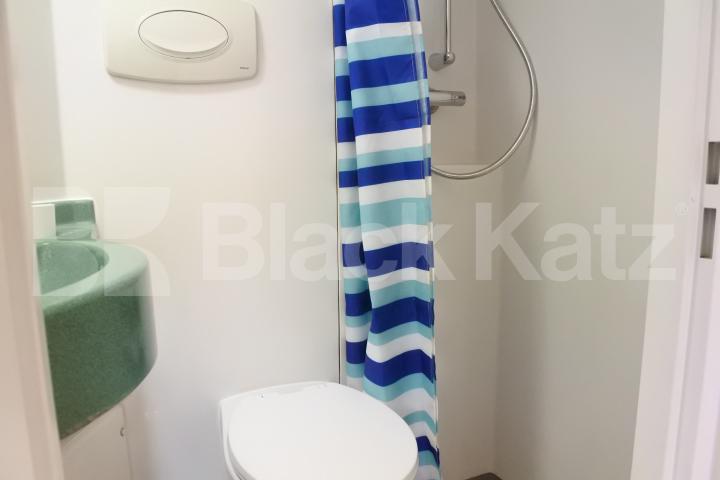 			Studio Apartment, 1 bath, 1 reception Flat			 Muswell Hill, Muswell Hill