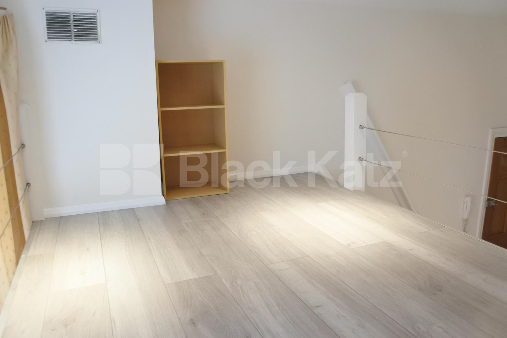 			Studio Apartment, 1 bath, 1 reception Flat			 Muswell Hill, Muswell Hill