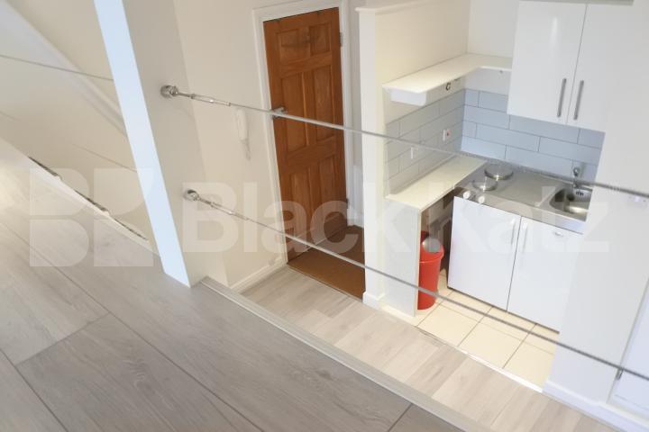 			Studio Apartment, 1 bath, 1 reception Flat			 Muswell Hill, Muswell Hill