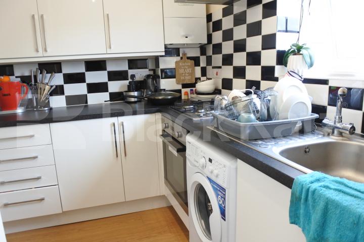 			3 Bedroom, 1 bath, 1 reception Flat			 West Green Road, Seven Sisters
