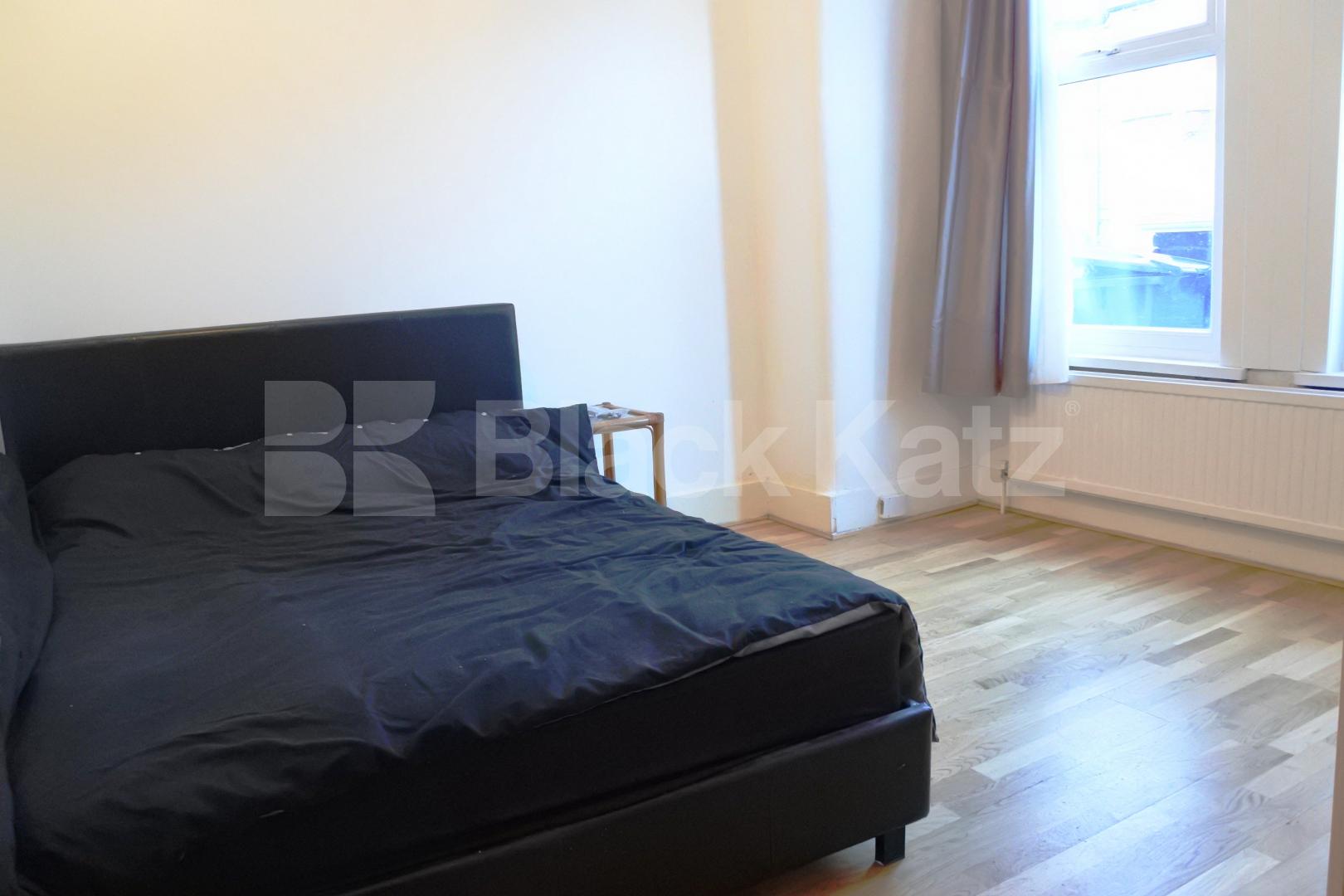 			Fantastic 5 Double Bed House Near Tube !, 5 Bedroom, 1 bath, 1 reception House			 Sydney Road, Haringey Ladder