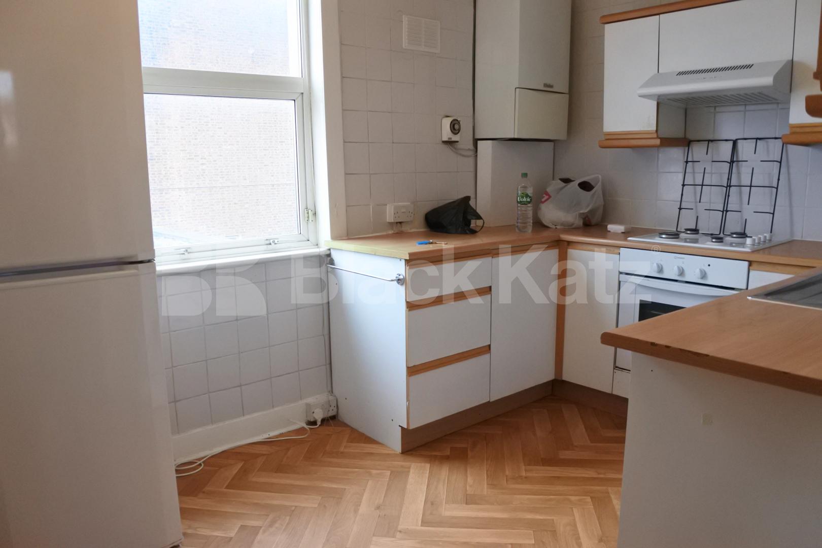 			3 Bedroom, 1 bath, 1 reception Flat			 Tottenham Lane, Crouch End