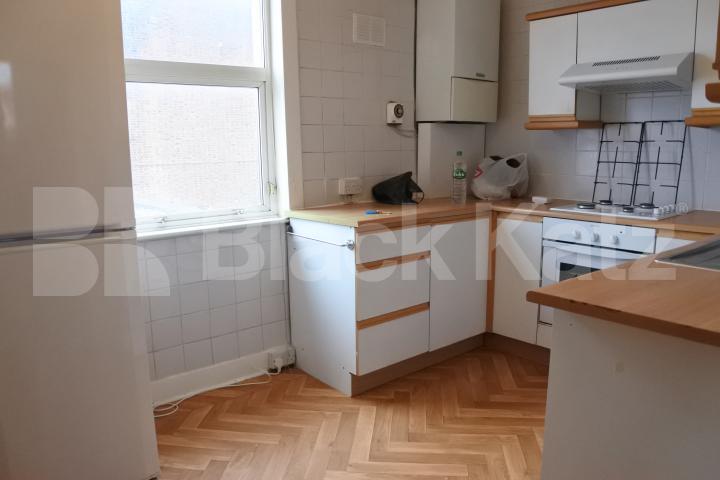 			3 Bedroom, 1 bath, 1 reception Flat			 Tottenham Lane, Crouch End