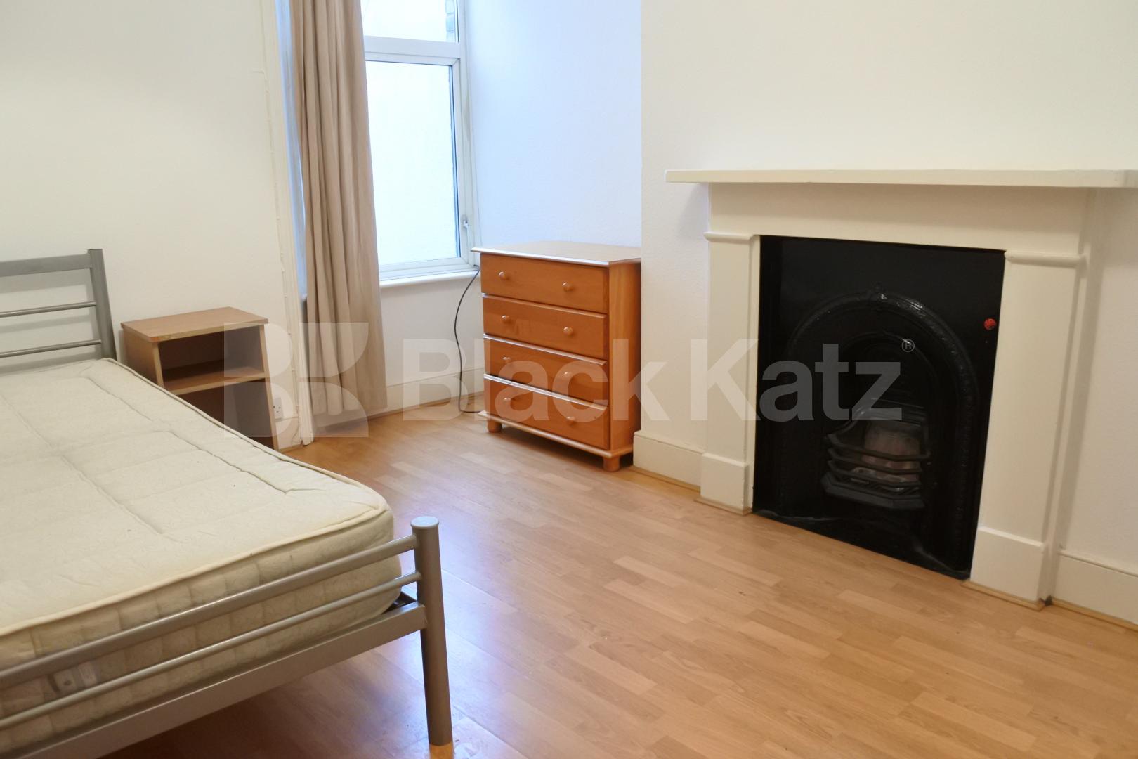 			3 Bedroom, 1 bath, 1 reception Flat			 Tottenham Lane, Crouch End