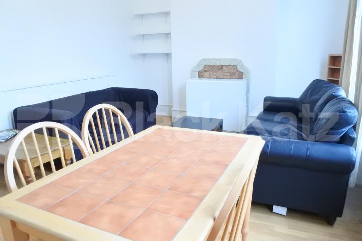 			3 Bedroom, 1 bath, 1 reception Flat			 Tottenham Lane, Crouch End