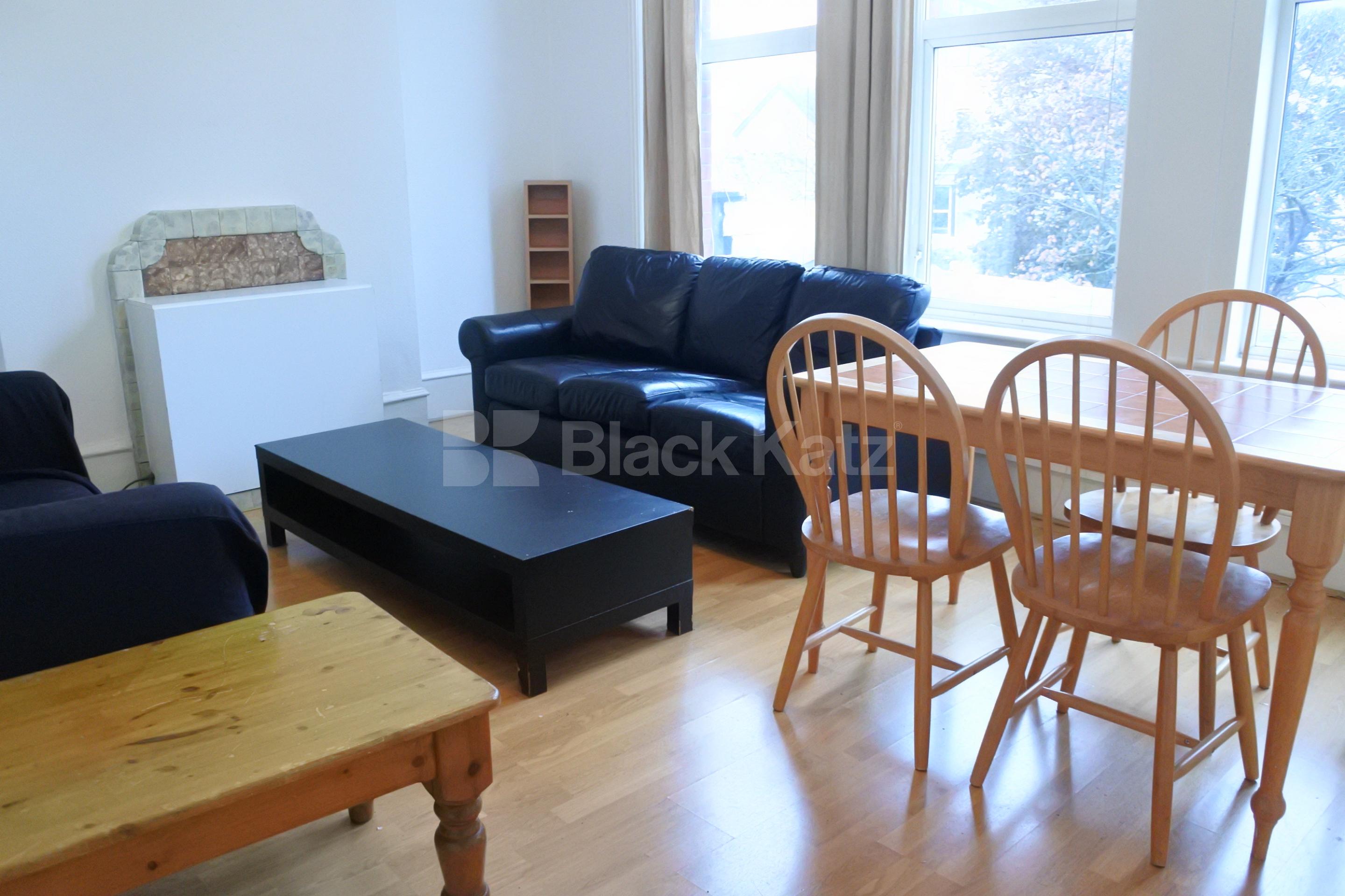 			3 Bedroom, 1 bath, 1 reception Flat			 Tottenham Lane, Crouch End N8