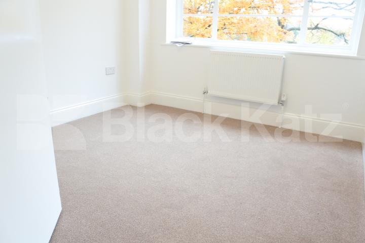 			3 Bedroom, 1 bath, 1 reception Flat			 Hornsey Lane, Highgate