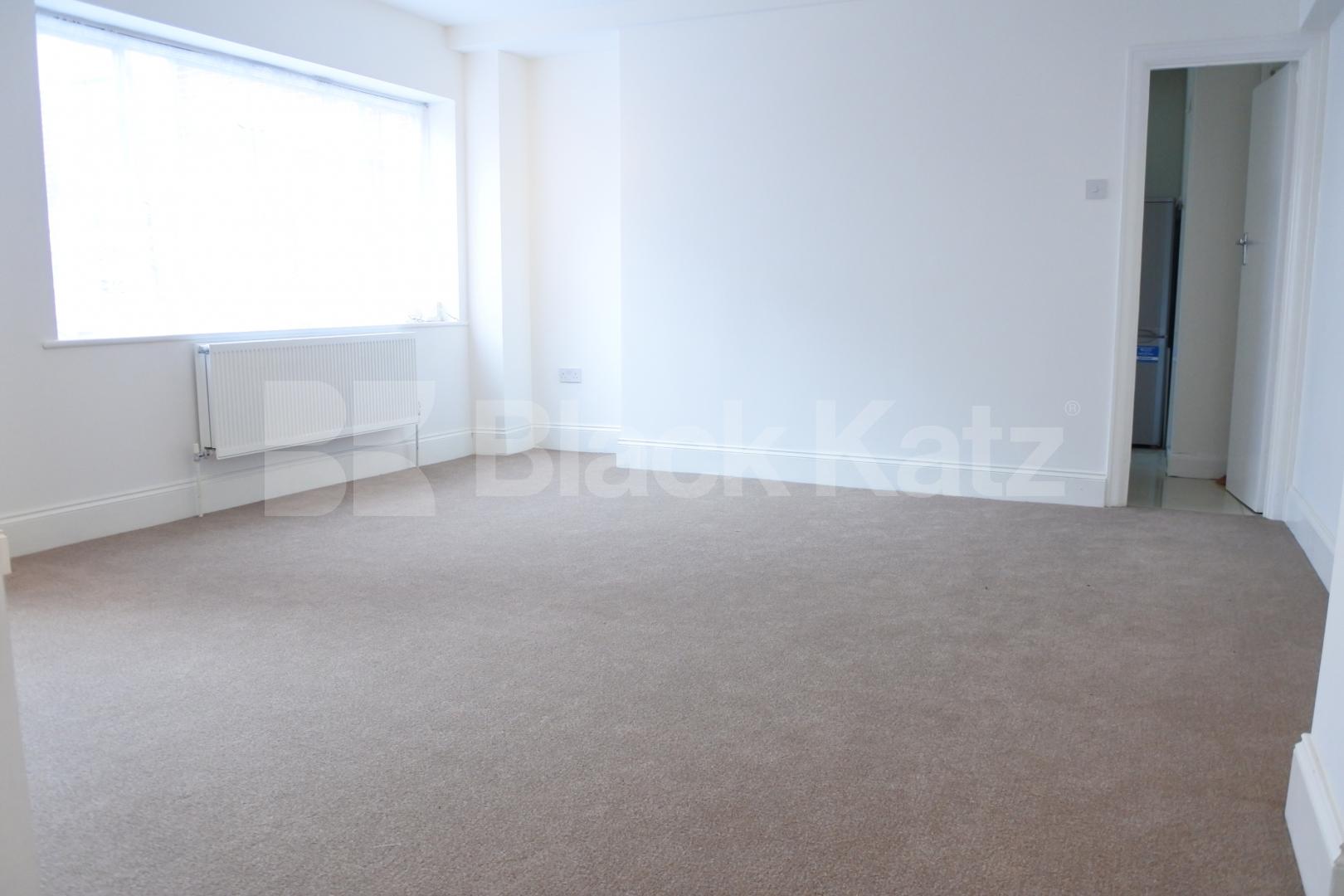 			3 Bedroom, 1 bath, 1 reception Flat			 Hornsey Lane, Highgate