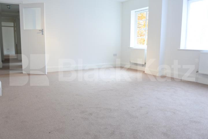 			3 Bedroom, 1 bath, 1 reception Flat			 Hornsey Lane, Highgate