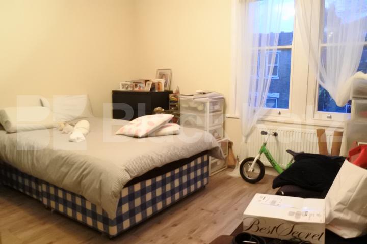 			NEW INSTRUCTION!, 3 Bedroom, 1 bath, 1 reception Apartment			 Middle Lane, Crouch End/Hornsey