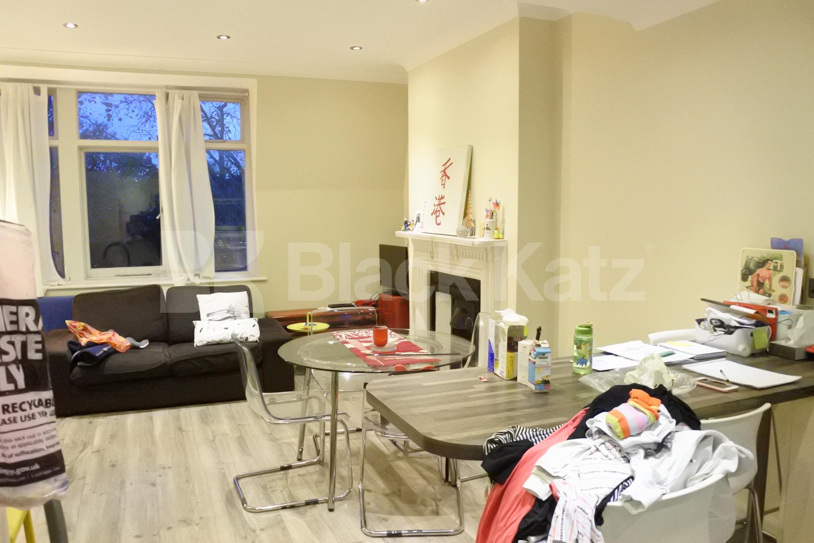 			NEW INSTRUCTION!, 3 Bedroom, 1 bath, 1 reception Apartment			 Middle Lane, Crouch End/Hornsey