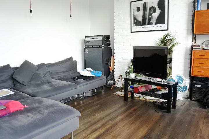 			Amazing Top Floor 2 Bed Property With Balcony !, 2 Bedroom, 1 bath, 1 reception Flat			 Priory Road, Crouch End