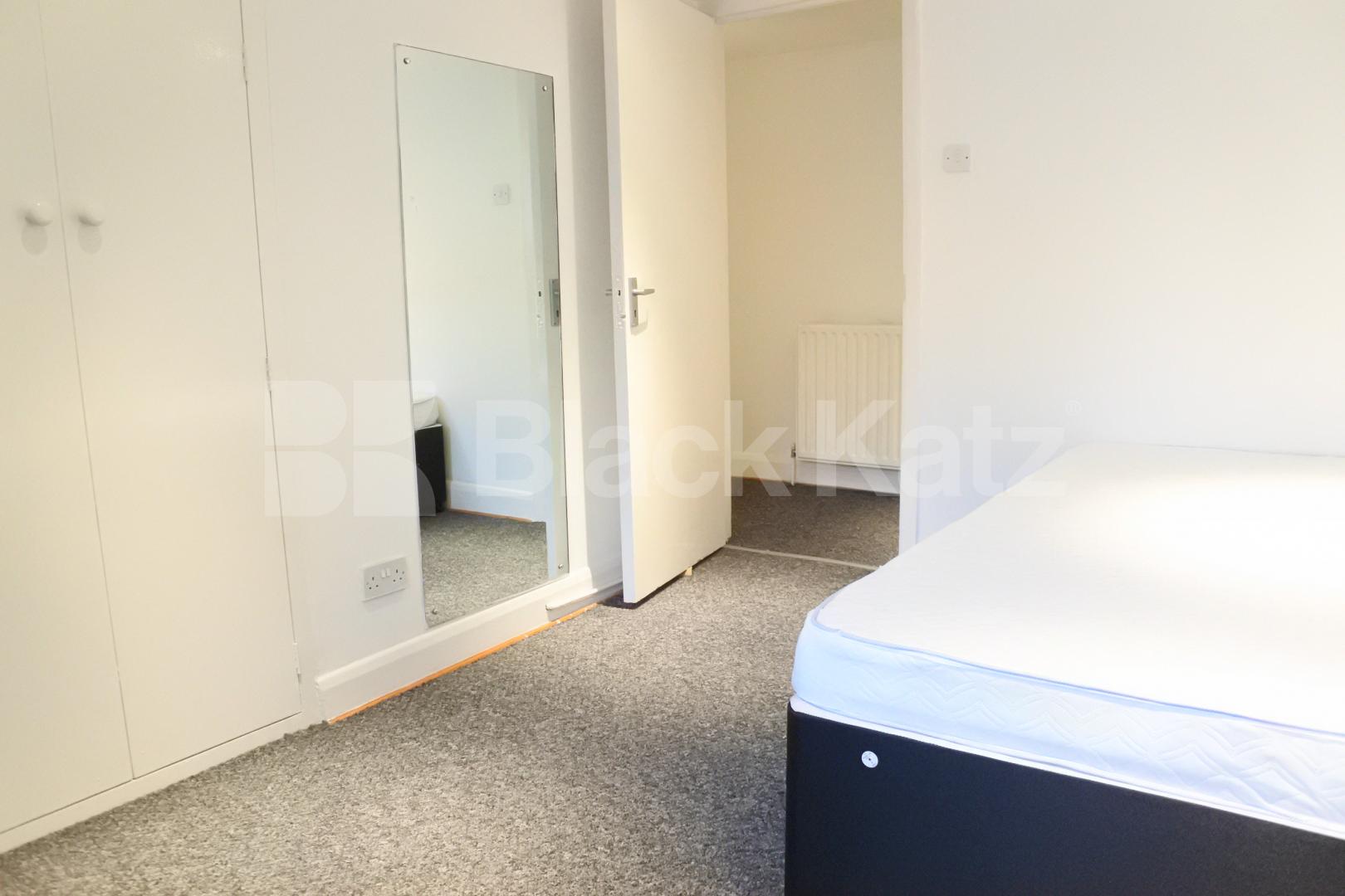 			New Instruction!, 1 Bedroom, 1 bath, 1 reception Flat			 Fairfax Mews, Turnpike Lane