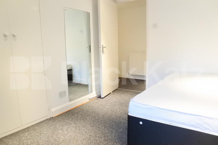 			New Instruction!, 1 Bedroom, 1 bath, 1 reception Flat			 Fairfax Mews, Turnpike Lane