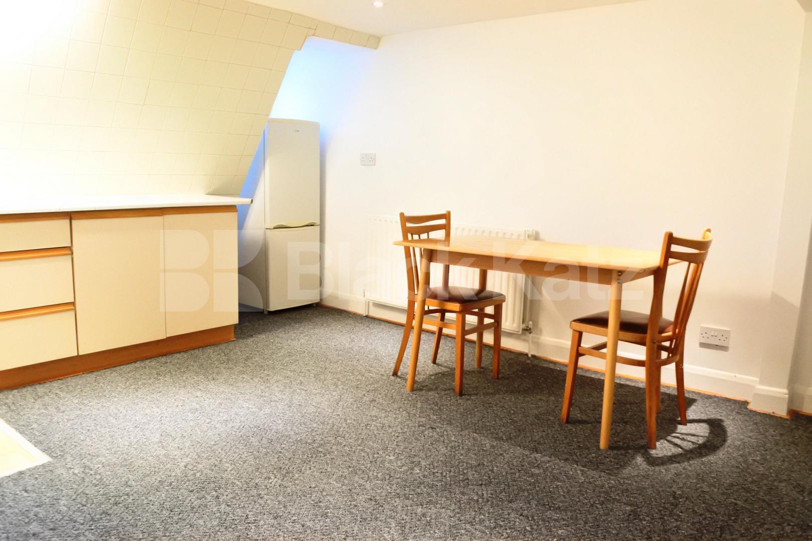 			New Instruction!, 1 Bedroom, 1 bath, 1 reception Flat			 Fairfax Mews, Turnpike Lane