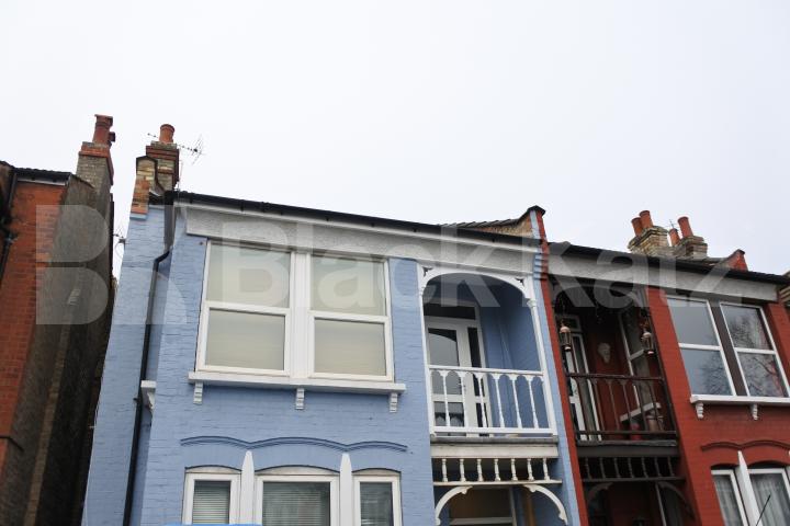 			Rent inclusive of all bills!, 1 Bedroom, 1 bath, 1 reception Flat			 Brownlow Road, Bounds Green 