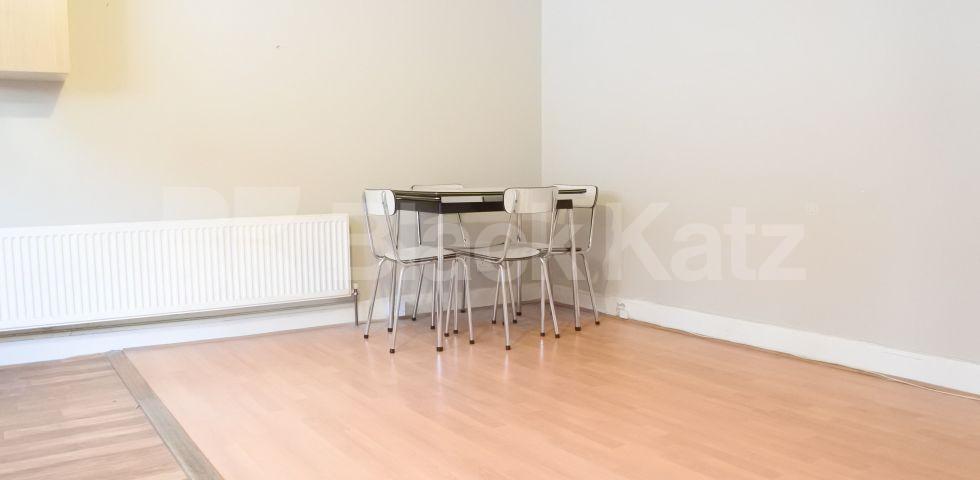 			Great 1 Bedroom , 1 Bedroom, 1 bath, 1 reception Flat			 Fairfax Mews, Turnpike Lane