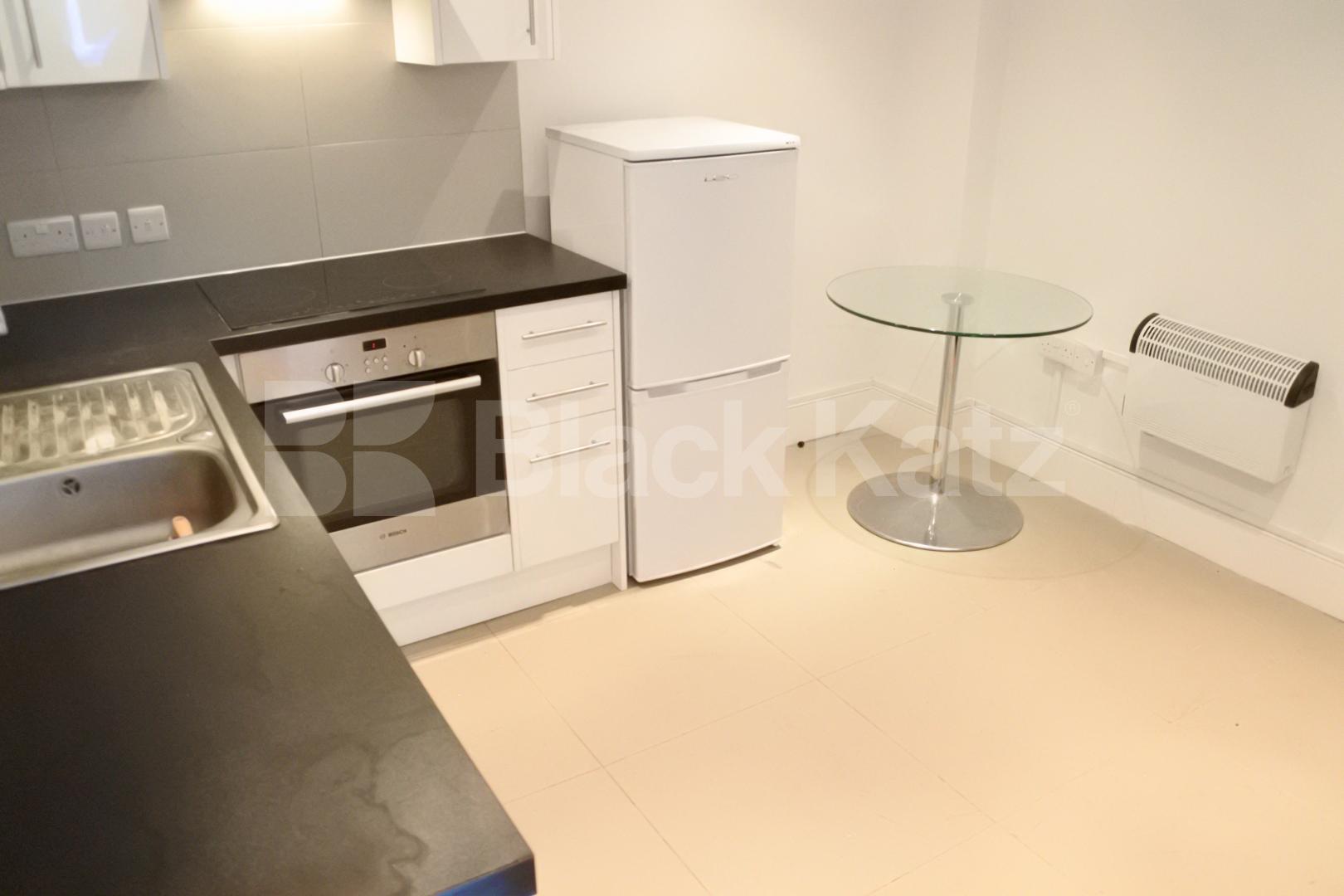 			Gret studio flat in Crouch End, Studio Apartment, 1 bath, 1 reception Flat			 Tottenham Lane, Crouch End