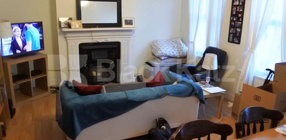 			Fantatstic new instruction, 1 Bedroom, 1 bath, 1 reception Flat			 High Street, Hornsey